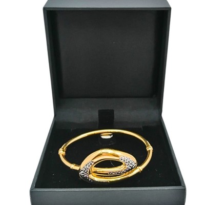 STM bangle