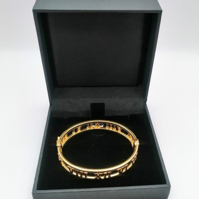 ROMAN bangle
