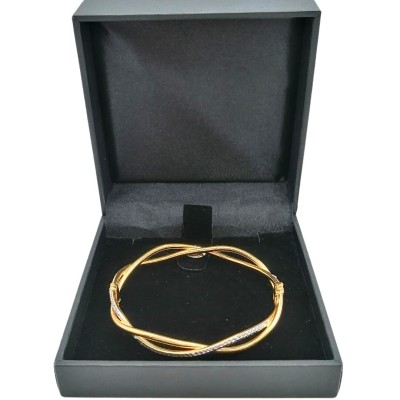 STM bangle