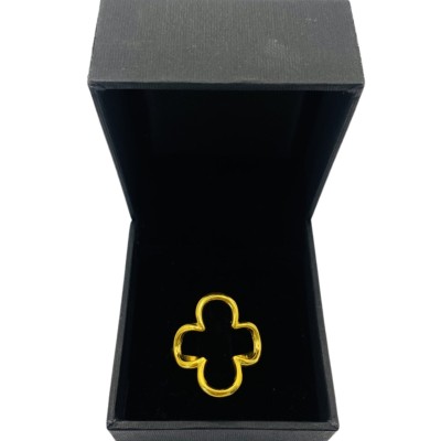 CLOVER ring