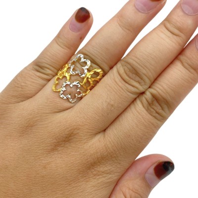 LA DIVA ring