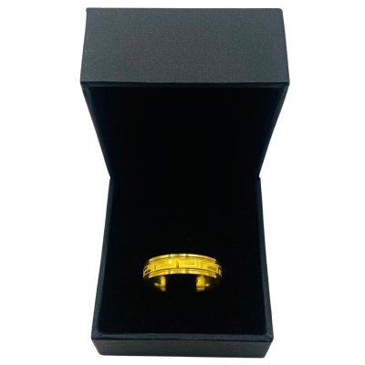GRANDE ring